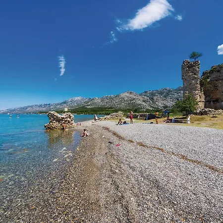 Cozy In With Heated Swimming Pool Starigrad Paklenica
